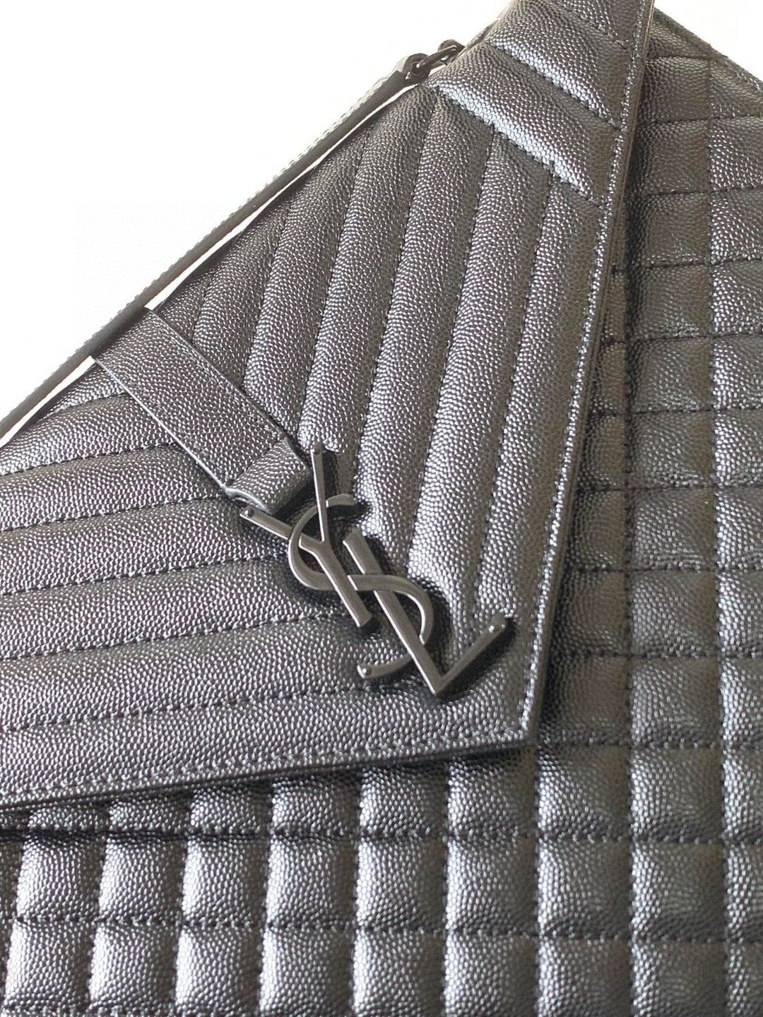 Saint Laurent Envelope Large Quilted Black Grained Leather With Black Hardware