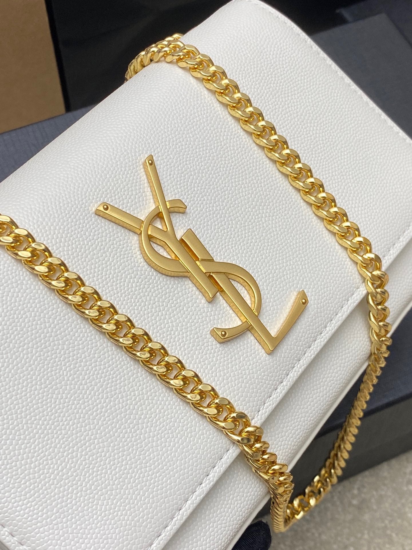 Saint Laurent Kate Small Chain Bag In White Grain De Poudre Leather