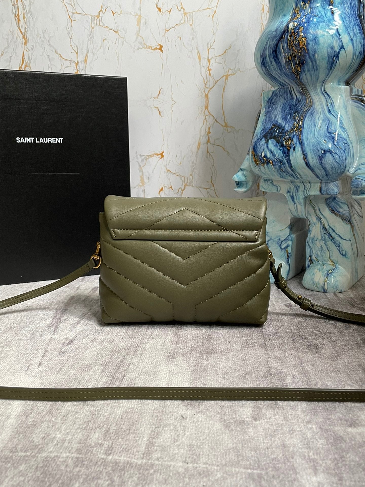 Saint Laurent LouLou Chain Bag In Noir Quilted Calfskin