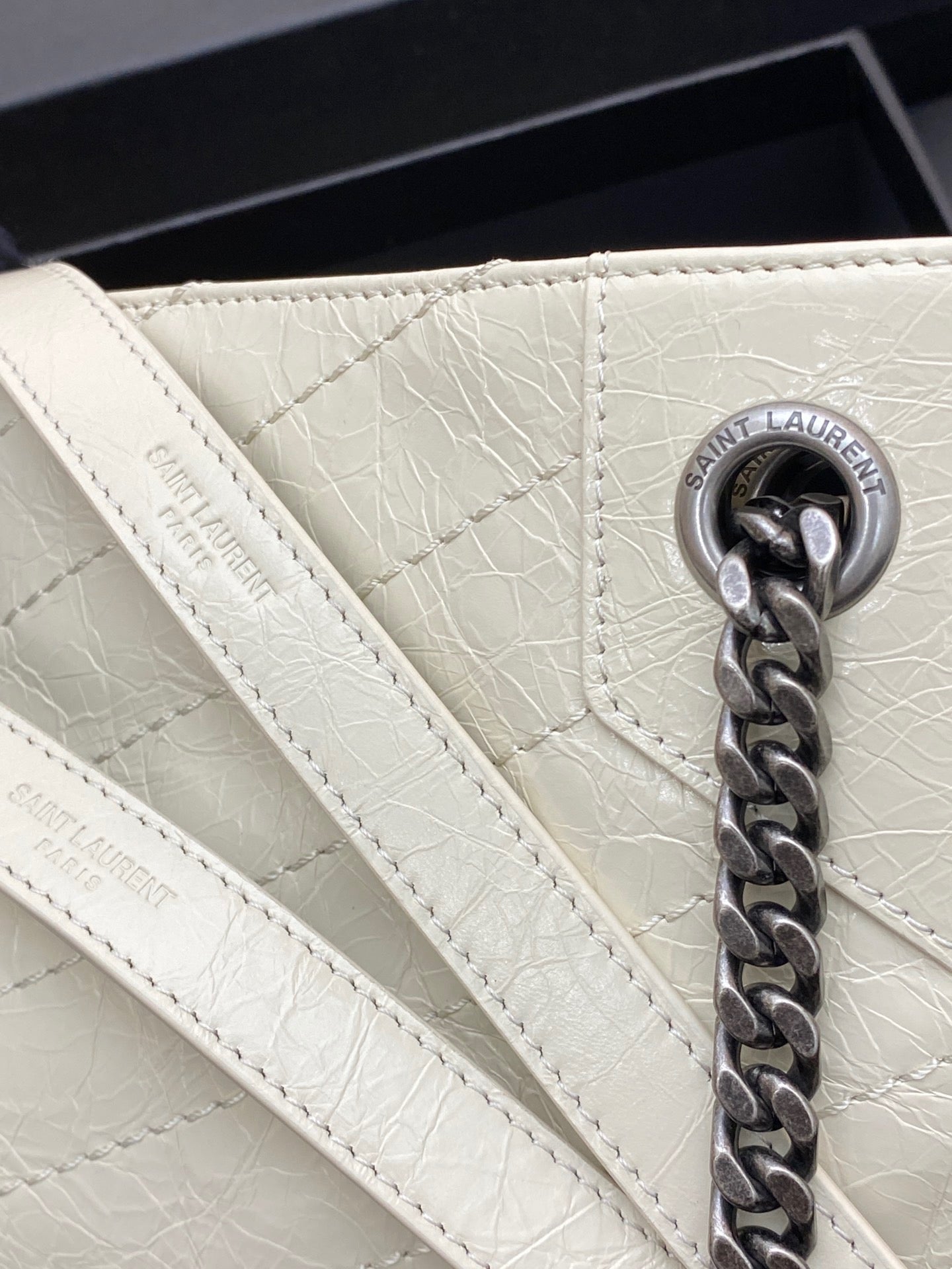 Saint Laurent White Large Niki Shopper Bag In Wrinkled Calfskin