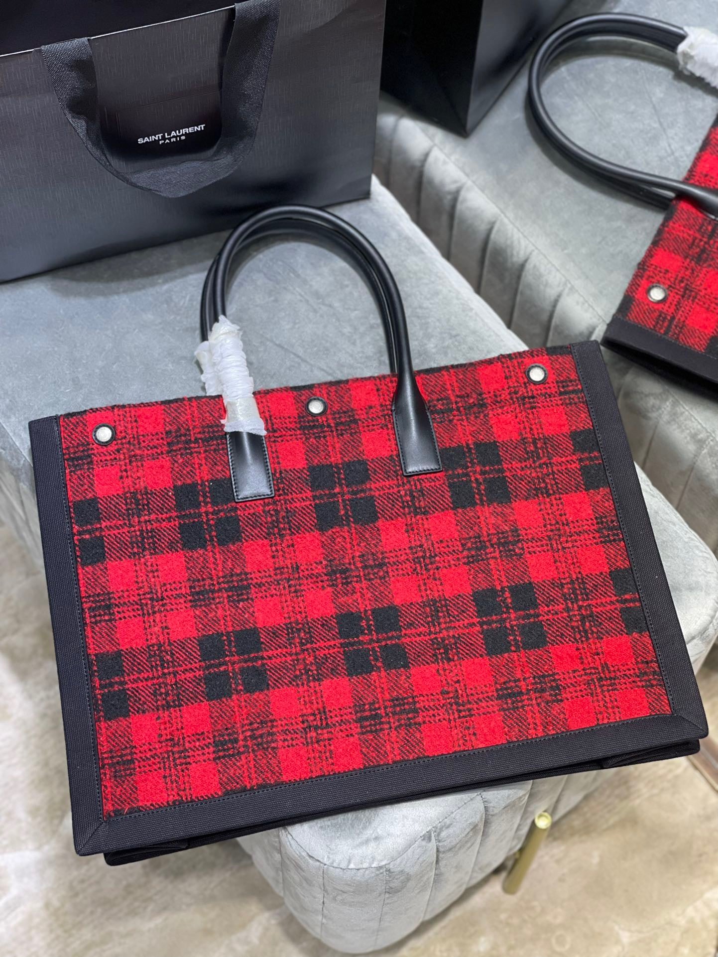 Saint Laurent Rive Gauche Tote Bag in Red And Black Plaid