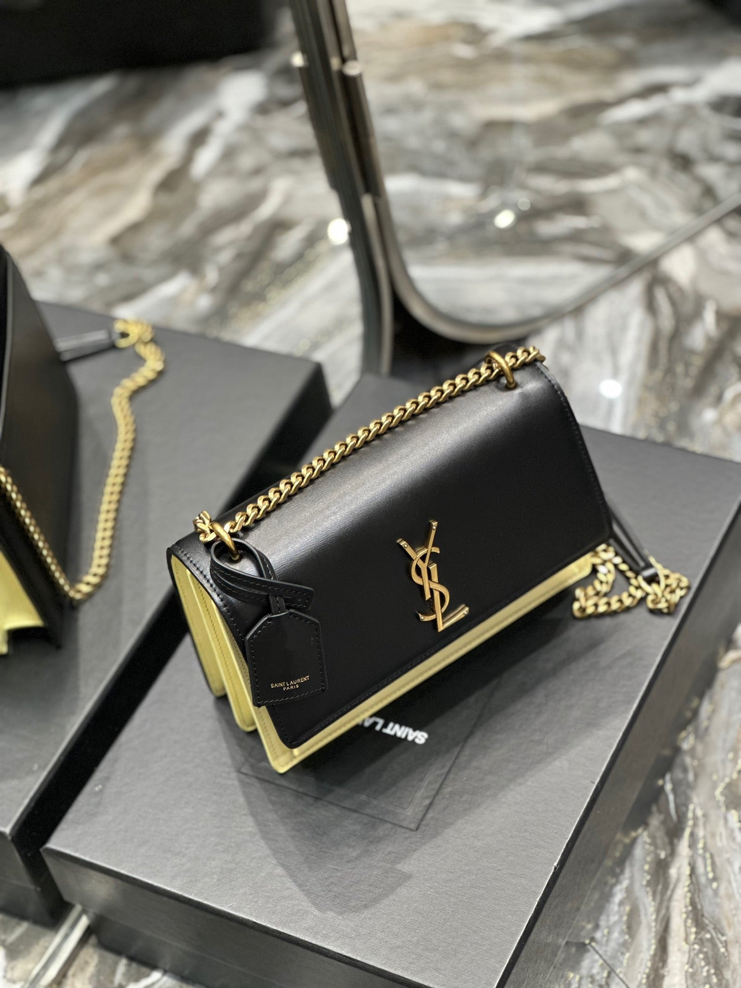 Saint Laurent Sunset Medium Chain Bag In Black And Yellow Calfskin