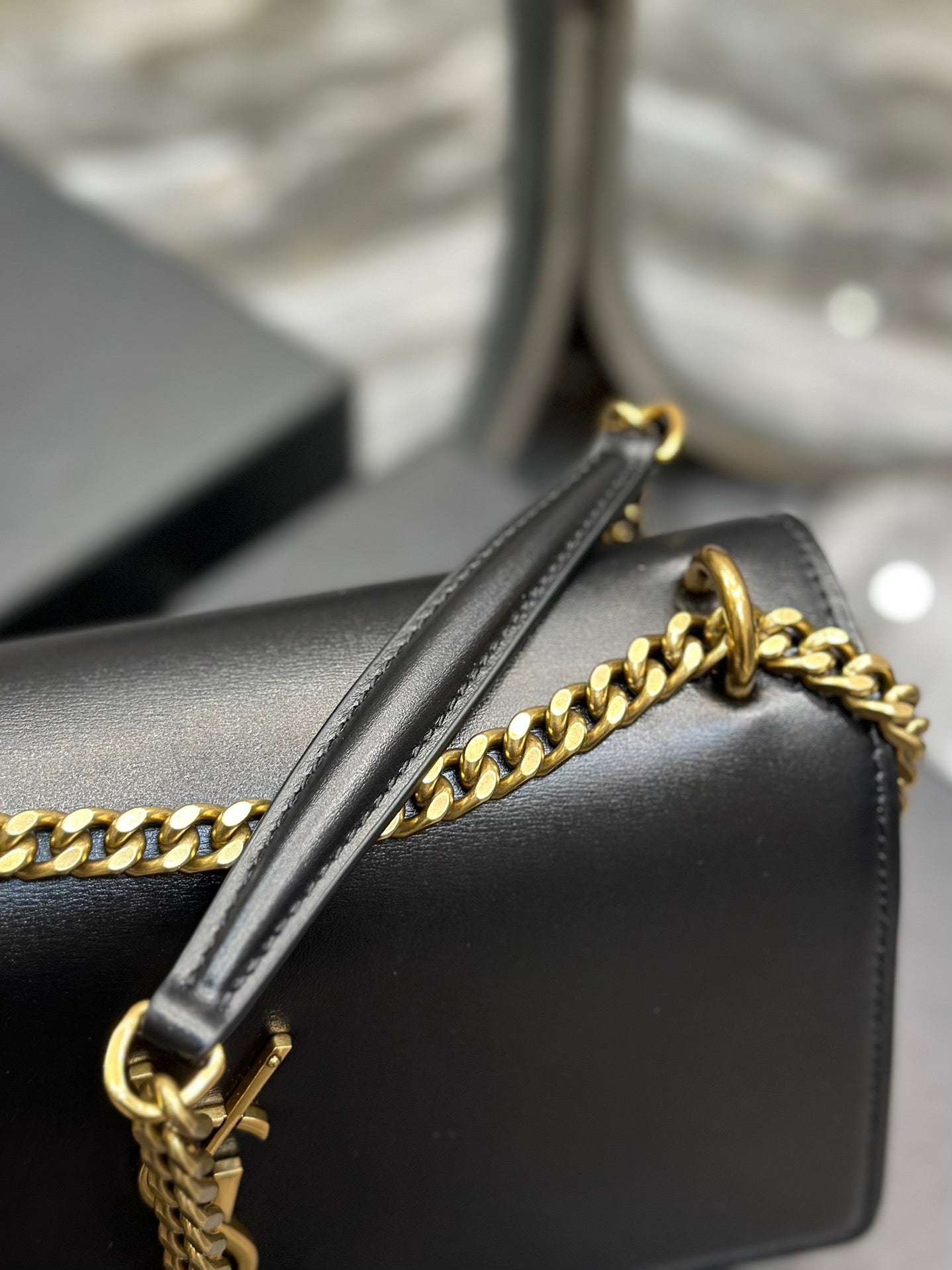 Saint Laurent Sunset Medium Chain Bag In Black And Yellow Calfskin