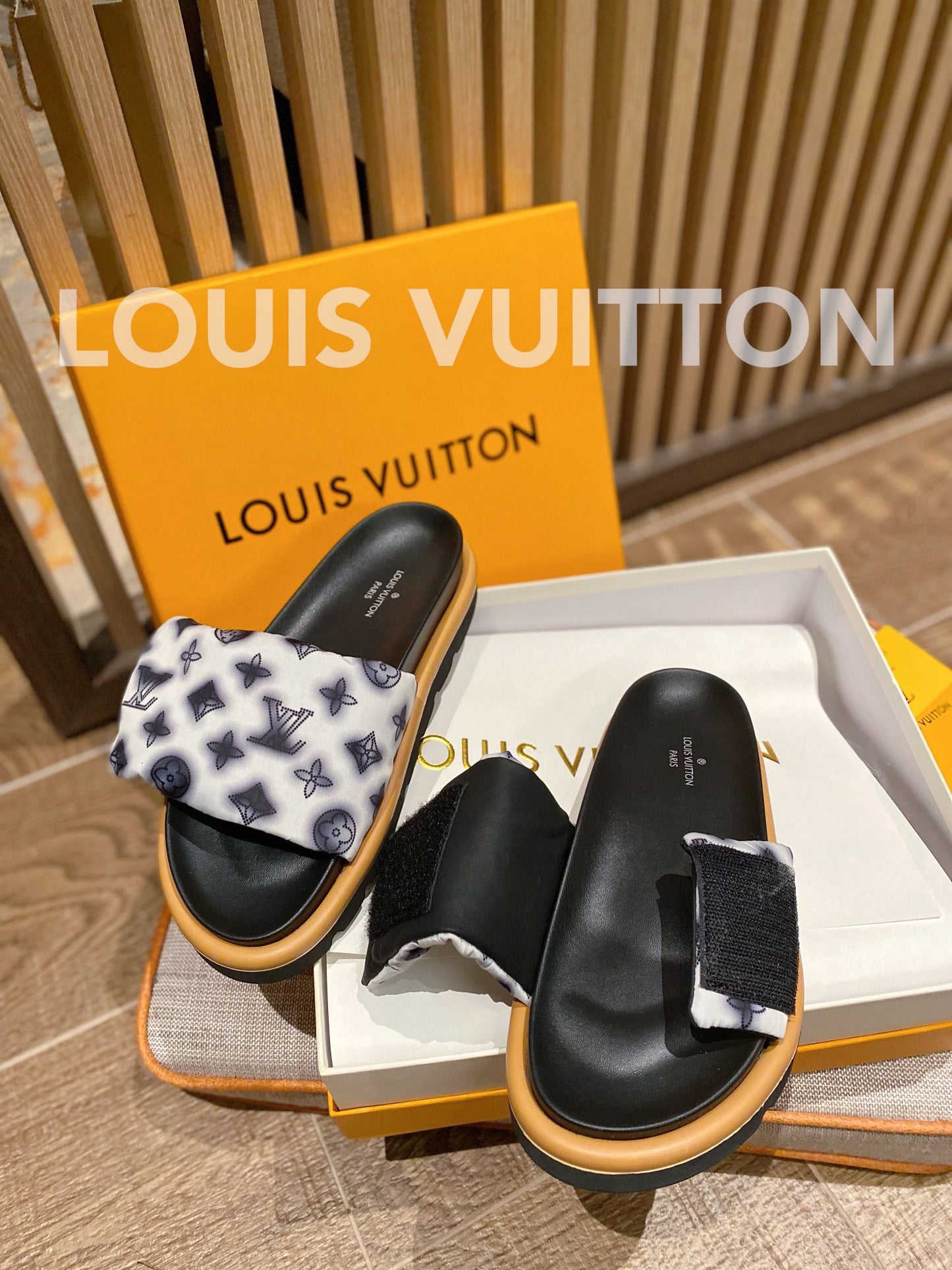 LV Classic Presbyopic Velcro Slippers