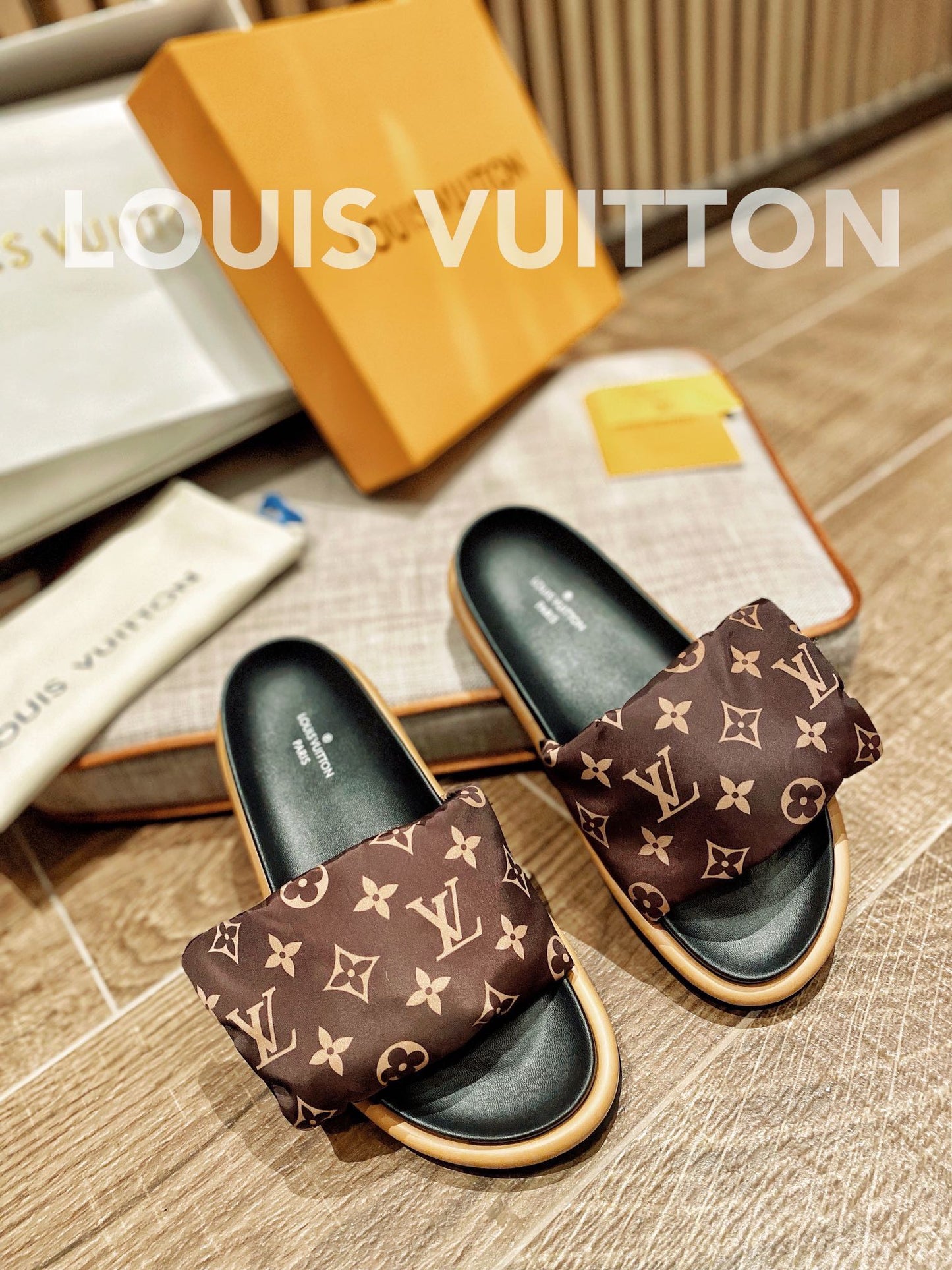 LV Brown Classic Presbyopic Velcro Slippers