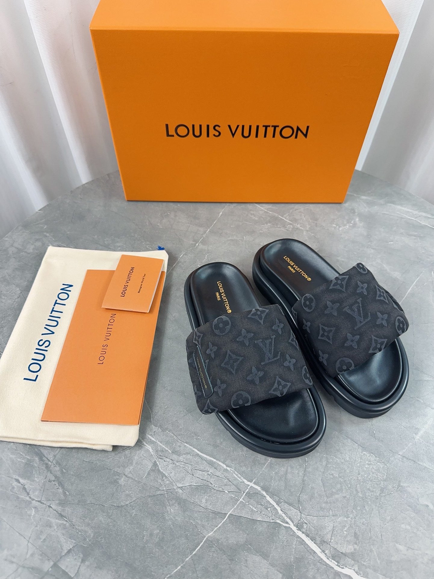 Louis Vuitton Pool Pillow Comfort Slippers In Black