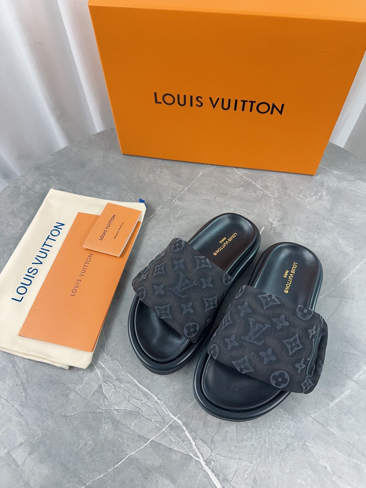 Louis Vuitton Pool Pillow Comfort Slippers In Black