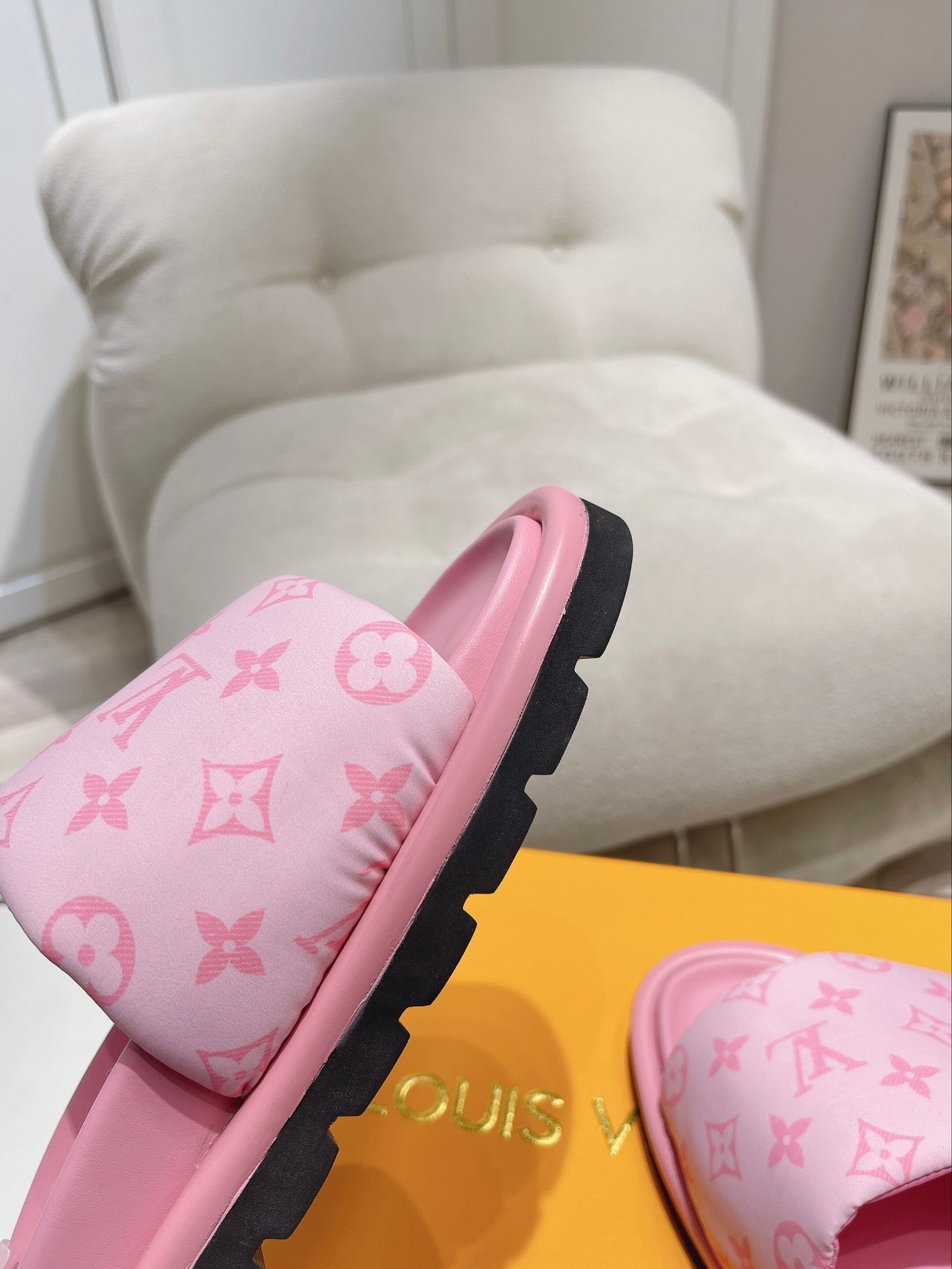 LV Denim Pink Presbyopic Slippers