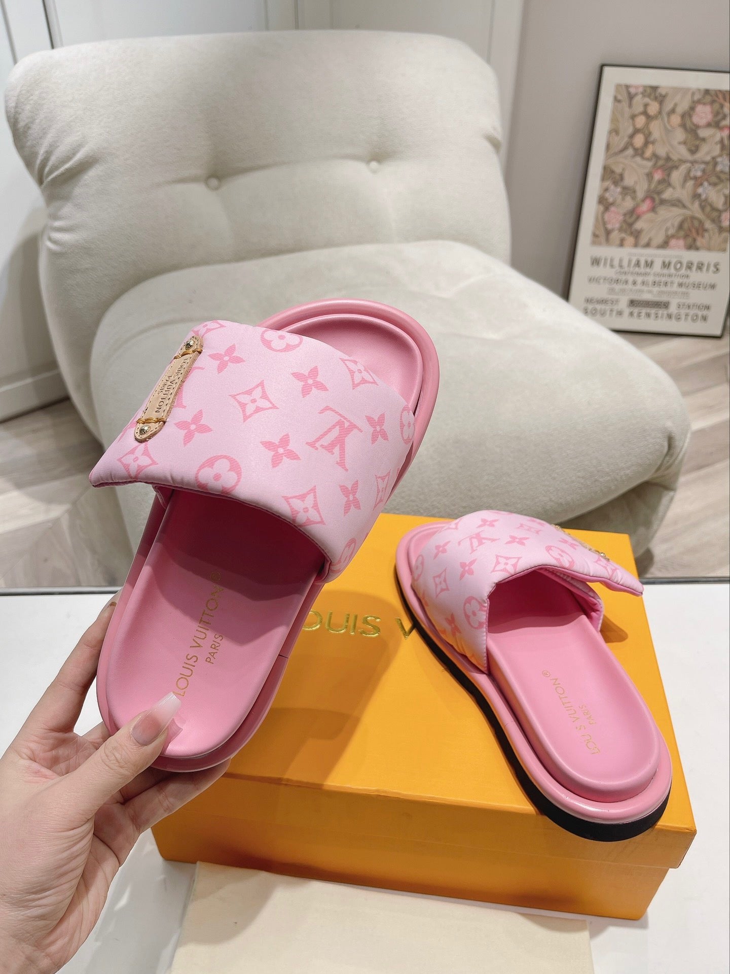 LV Denim Pink Presbyopic Slippers