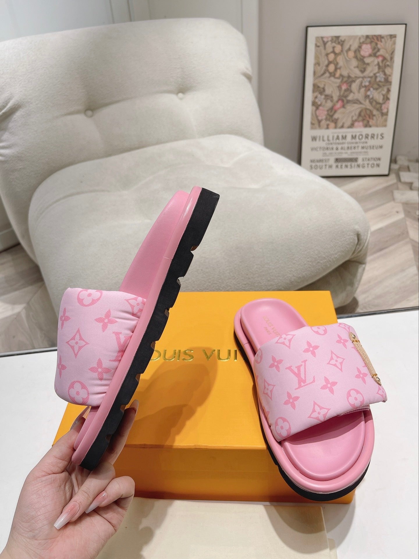 LV Denim Pink Presbyopic Slippers