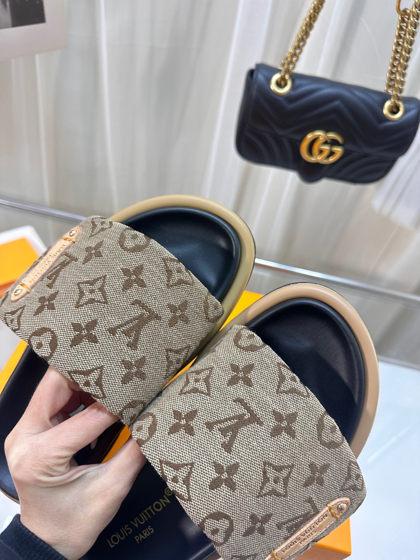 LV Brown Presbyopia Slippers