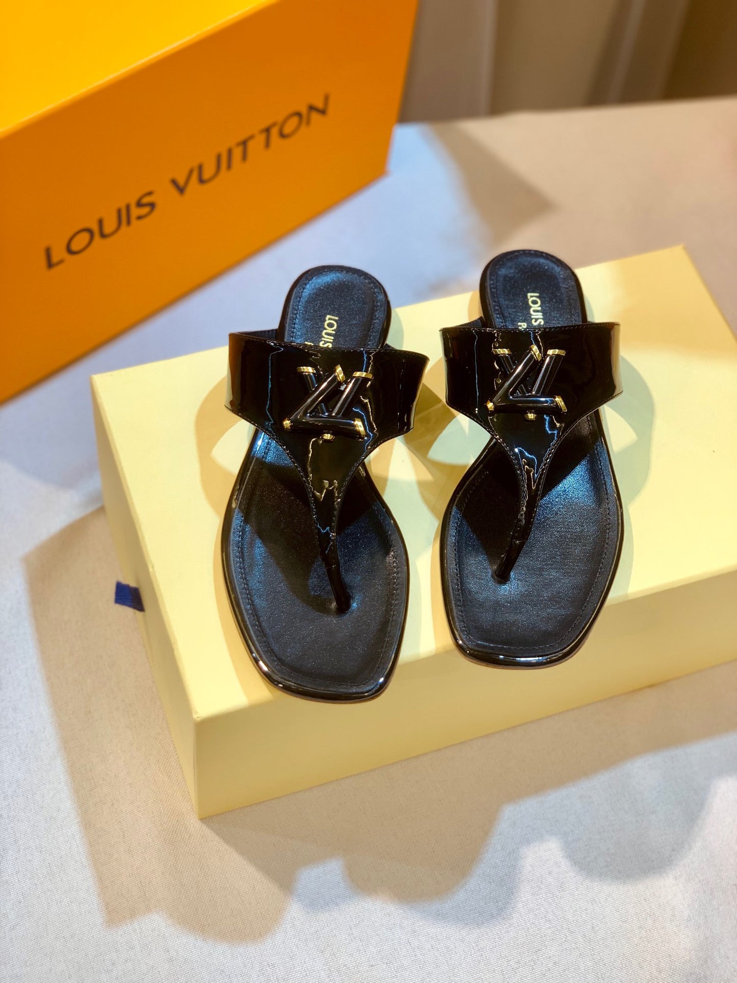 LV Black Slippers With LV Logo