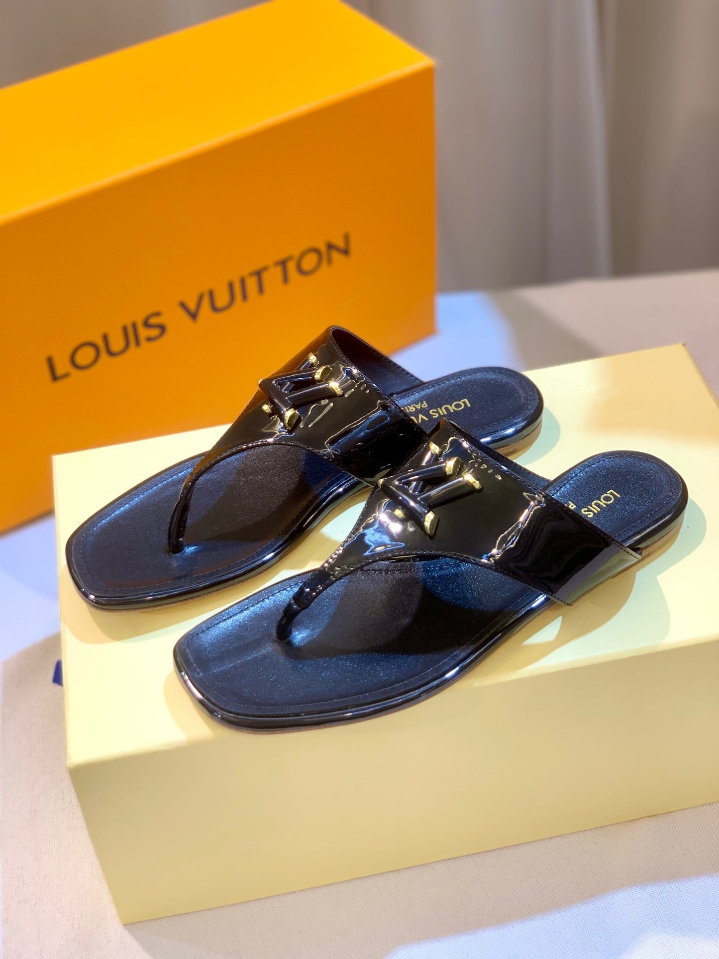 LV Black Slippers With LV Logo