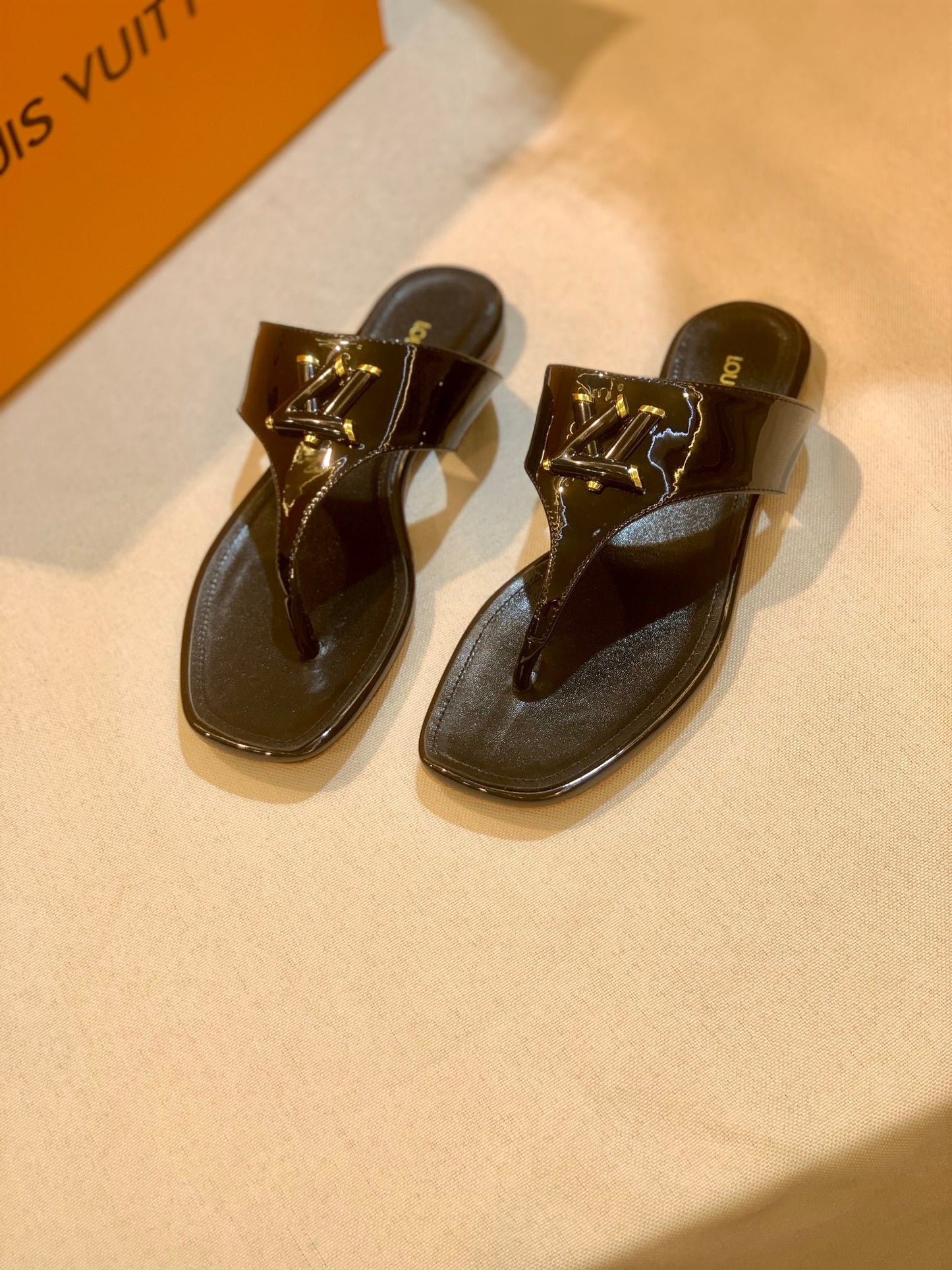 LV Black Slippers With LV Logo