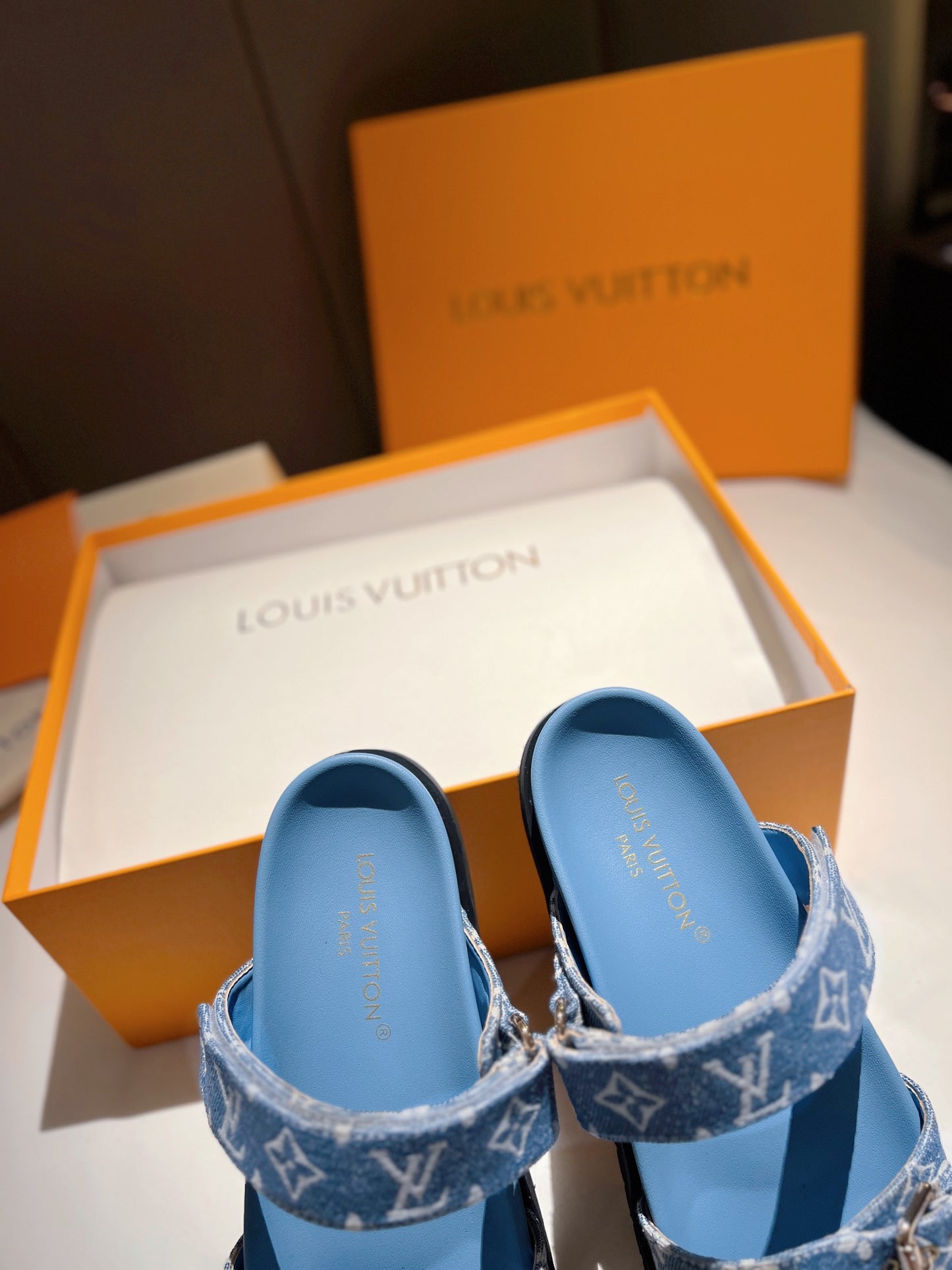 LV Blue Classic Presbyopia Series Sandals