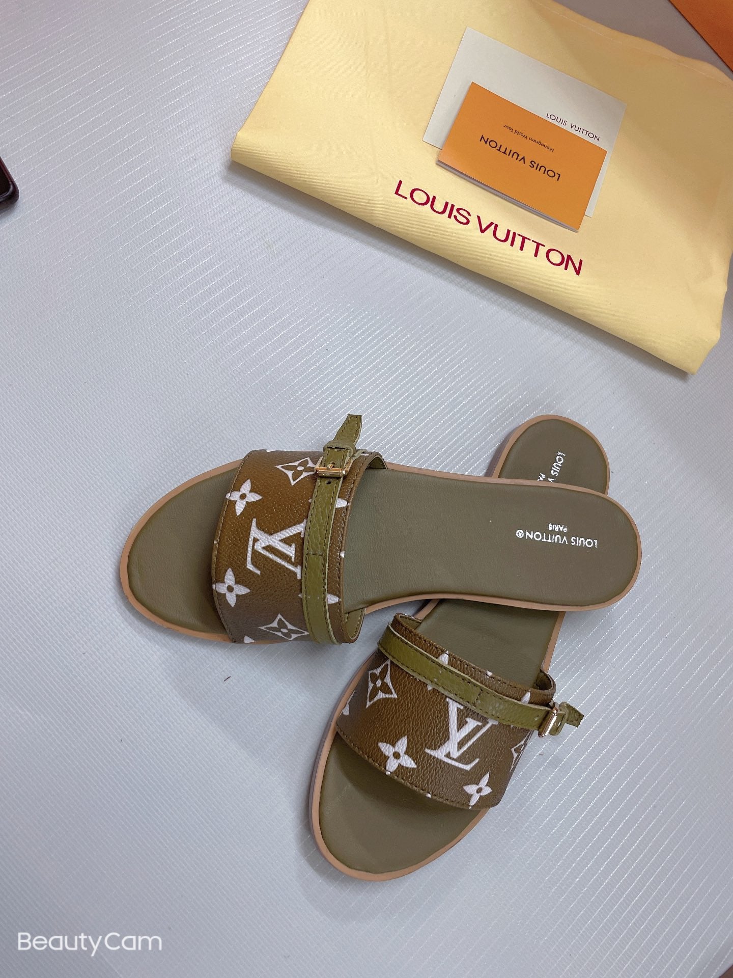 LV Green Classic Presbyopia Series Slippers