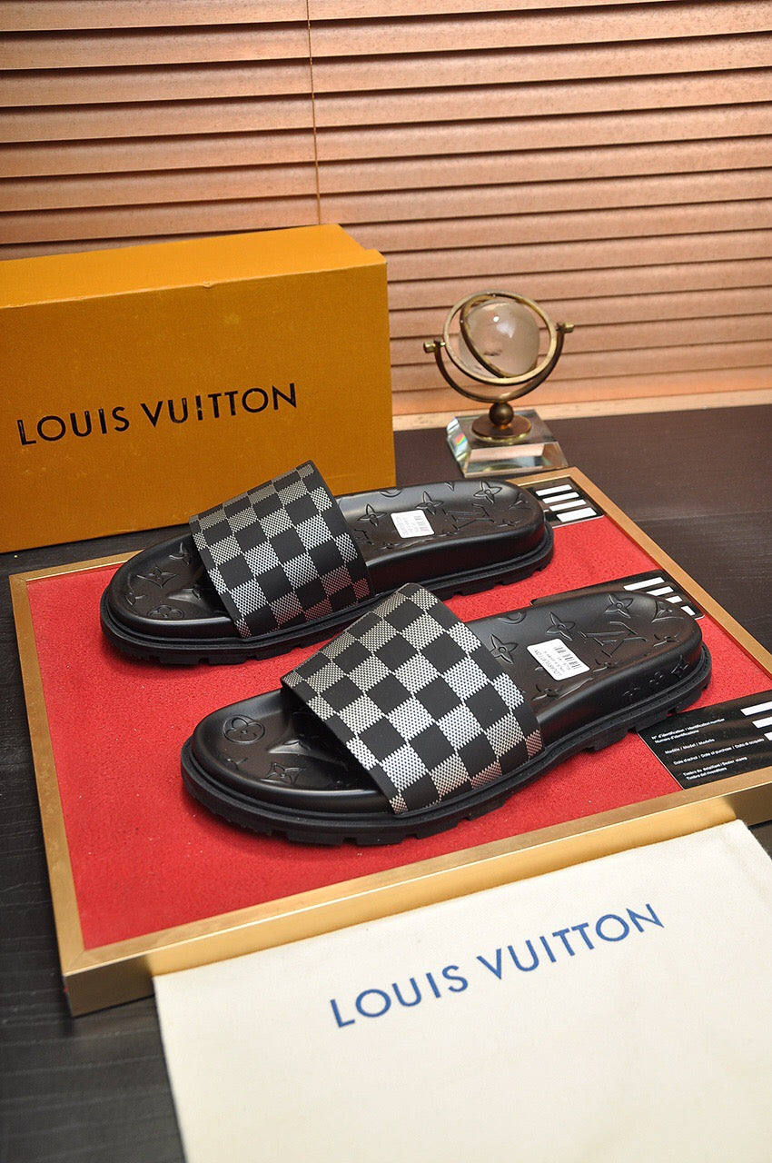 Louis Vuitton Waterfront Mules With Checkerboard Pattern