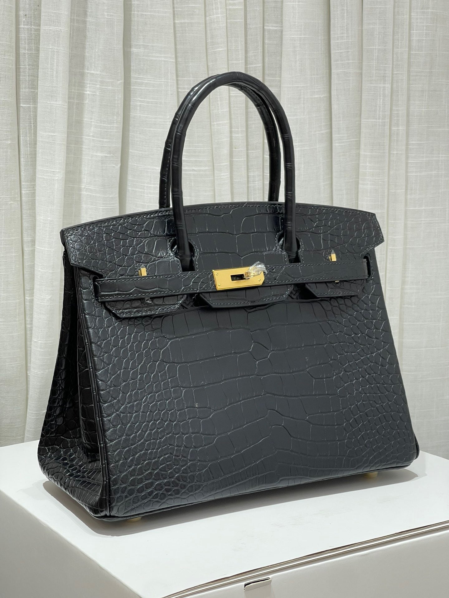 Hermes 25cm Birkin Black Crocodile Leather Palladium Hardware