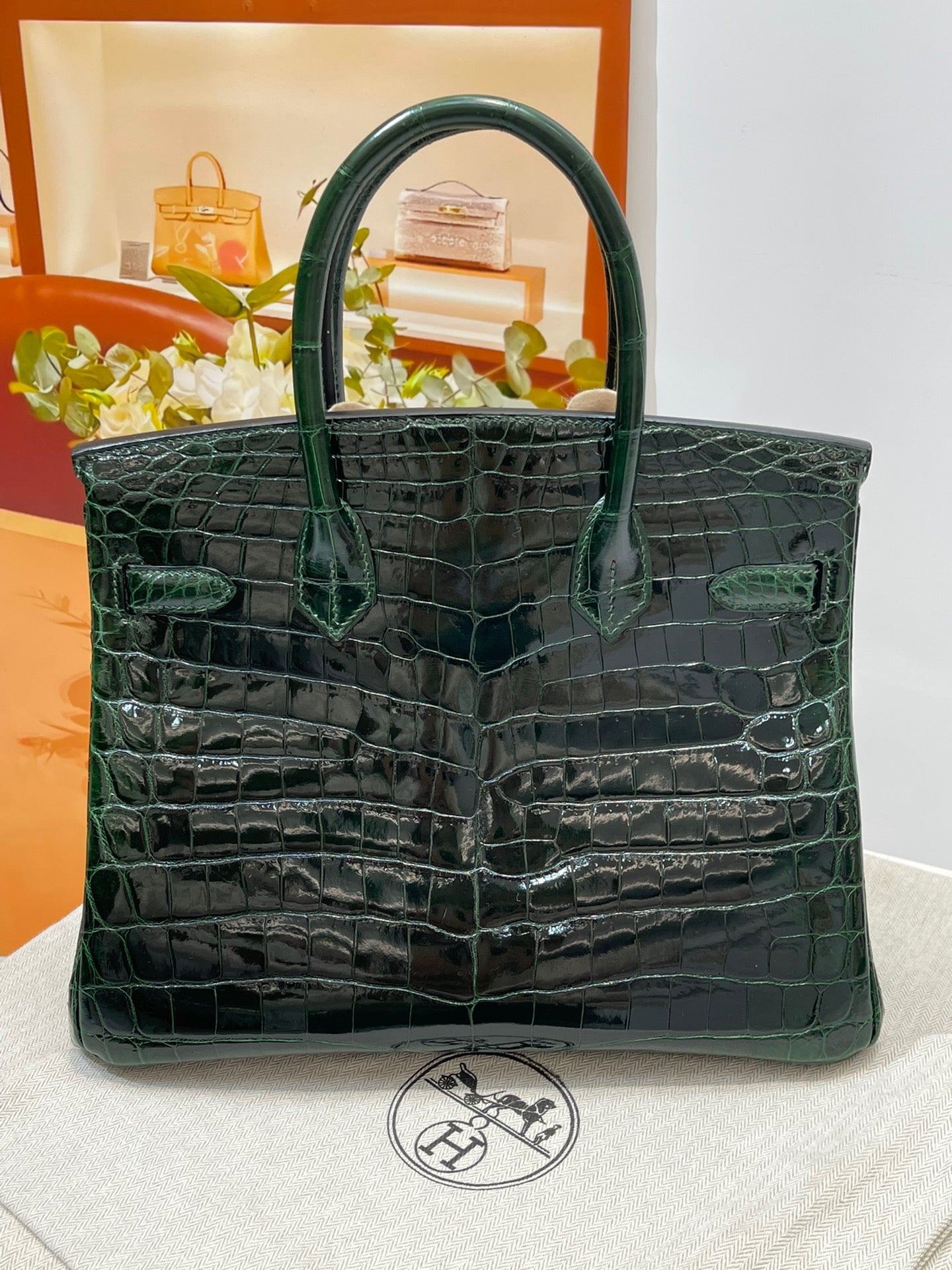 Hermes Birkin 30 Emerald Shiny Crocodile Leather Bag