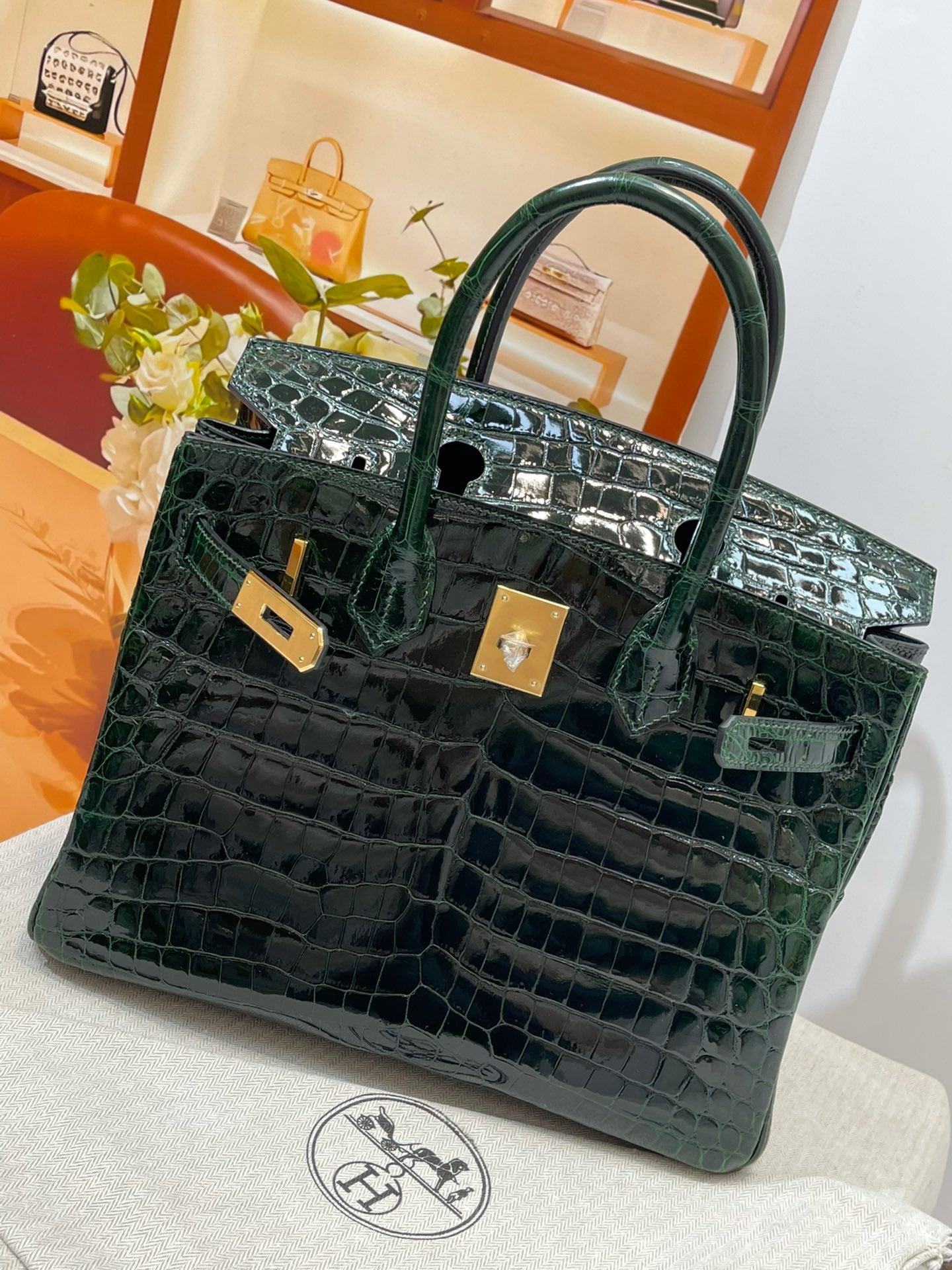 Hermes Birkin 30 Emerald Shiny Crocodile Leather Bag