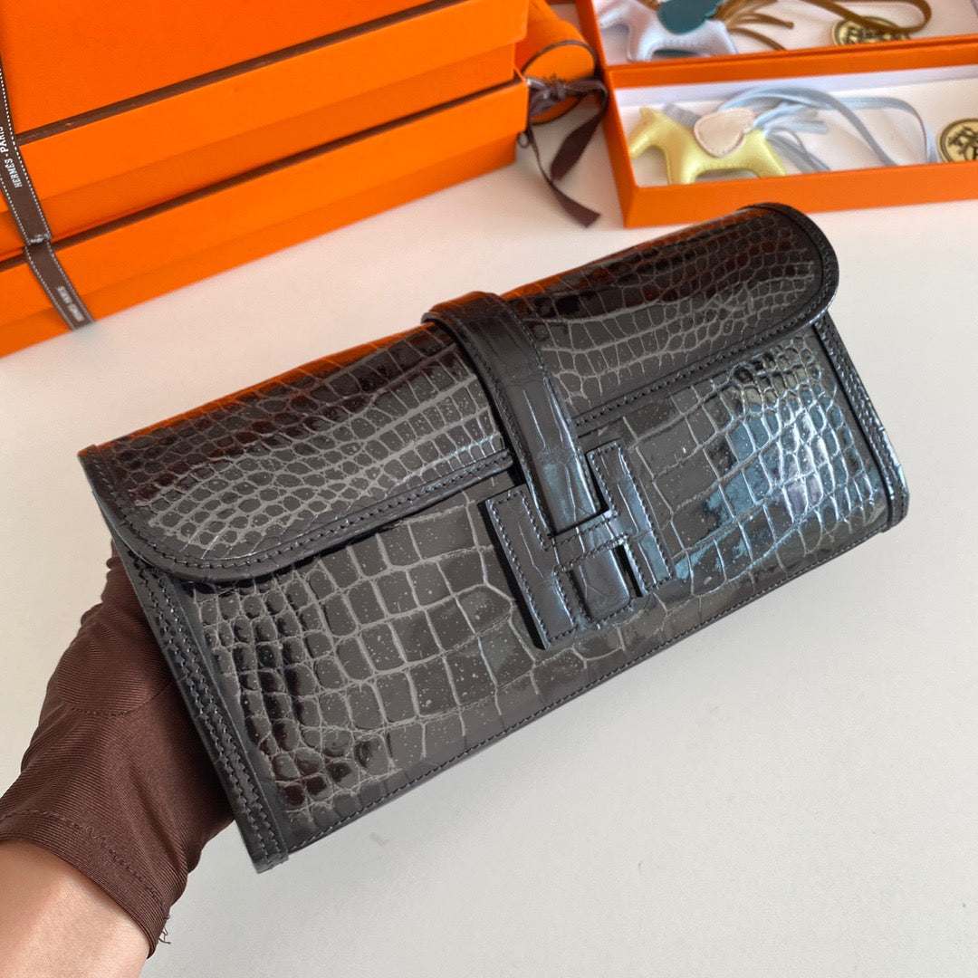 Hermes Jige Clutch In Black Crocodile Leather