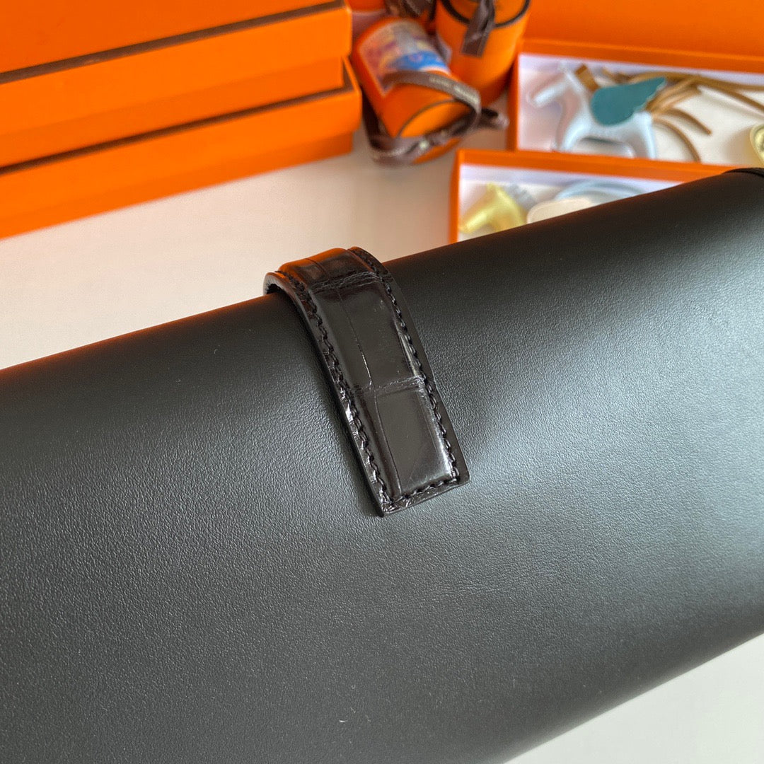 Hermes Jige Clutch In Black Crocodile Leather