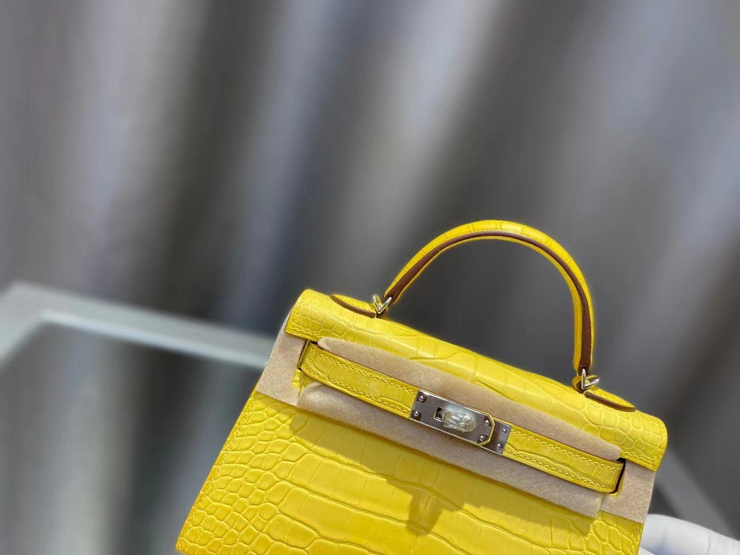 Hermes Yellow Crocodile Mini Kelly II 20 cm