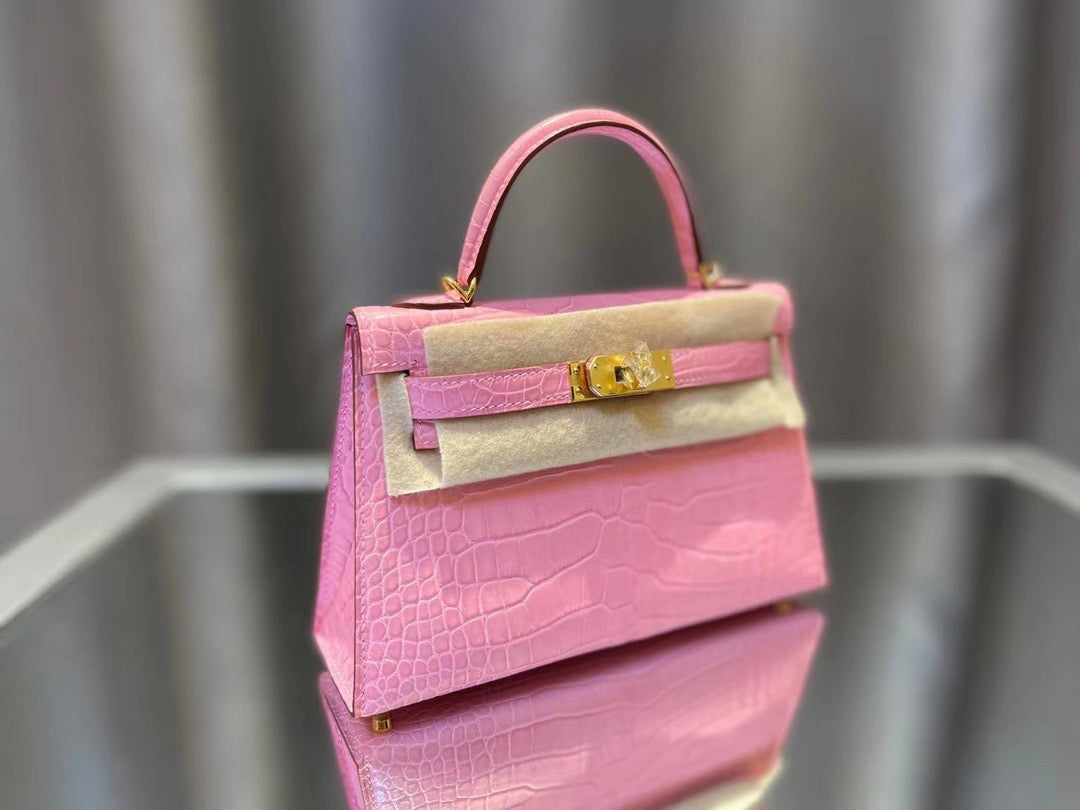 Hermes Bubblegum Pink Crocodile Mini Kelly II 20 cm