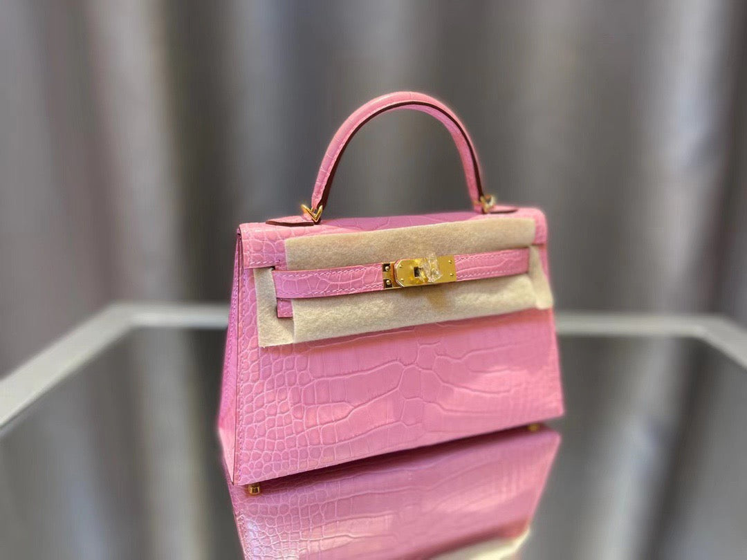 Hermes Bubblegum Pink Crocodile Mini Kelly II 20 cm