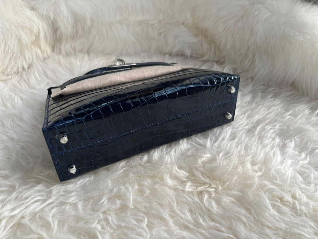 Hermes Black Crocodile Mini Kelly II 20 cm