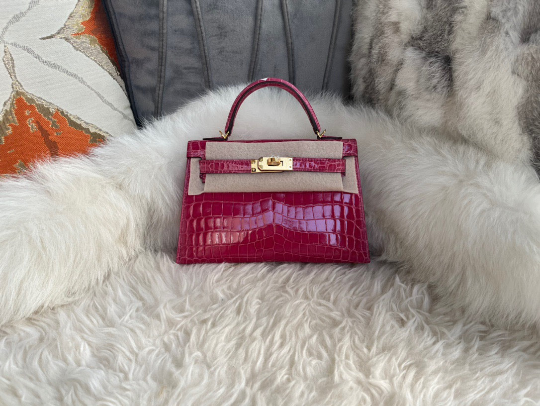 Hermes Rose Red Crocodile Mini Kelly II 20 cm