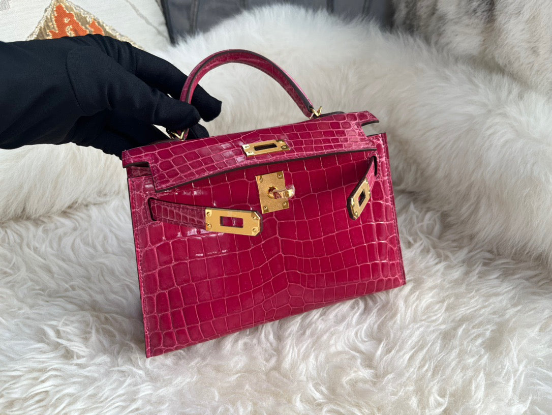 Hermes Rose Red Crocodile Mini Kelly II 20 cm