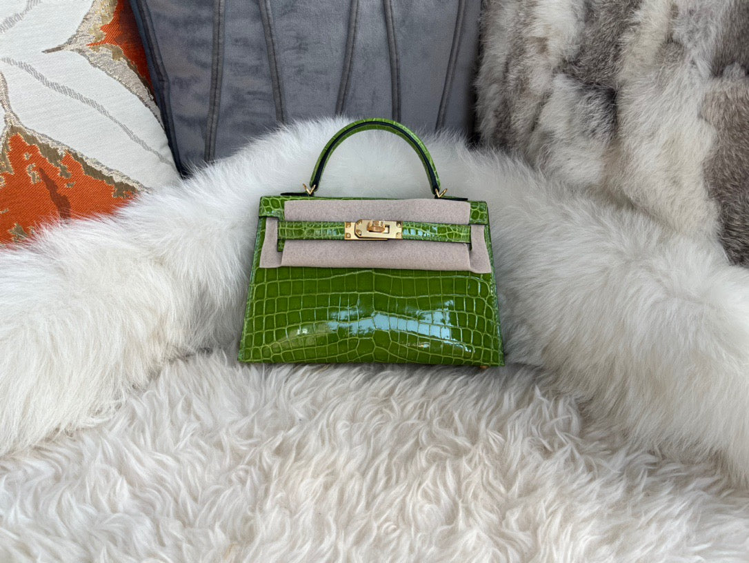 Hermes Avocado Green Crocodile Mini Kelly II 20 cm