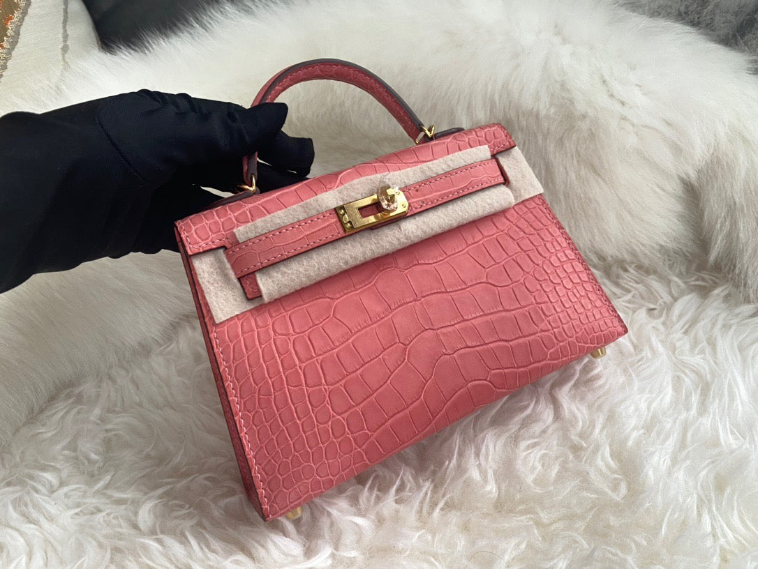 Hermes Rose Azalee Crocodile Mini Kelly II 20 cm