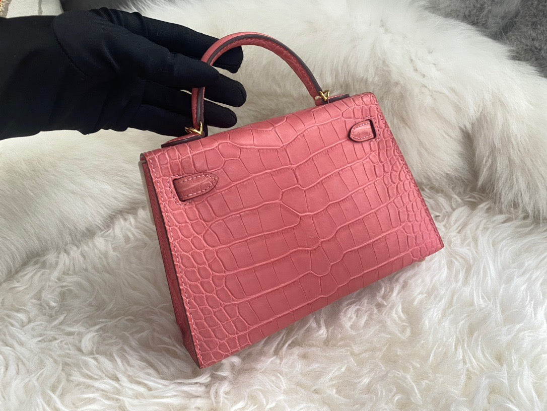 Hermes Rose Azalee Crocodile Mini Kelly II 20 cm