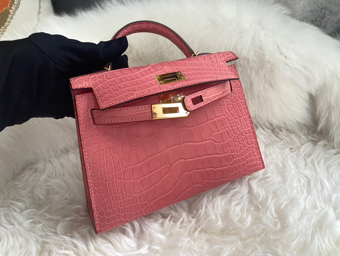 Hermes Rose Azalee Crocodile Mini Kelly II 20 cm