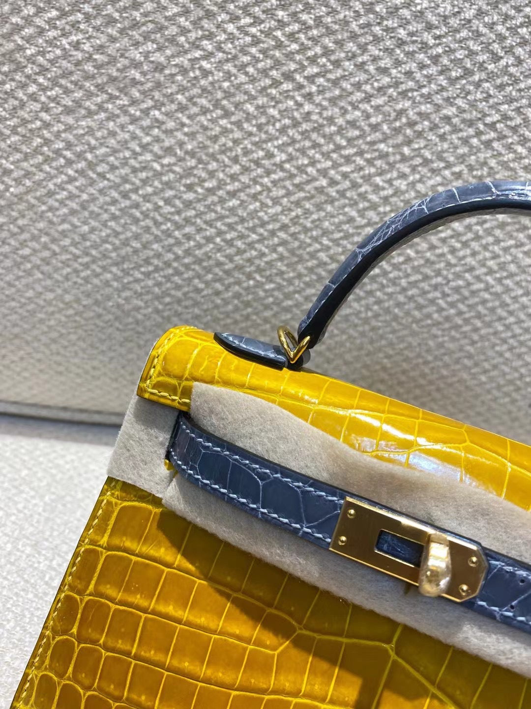 Hermes Lemon Yellow Crocodile Mini Kelly II 20 cm