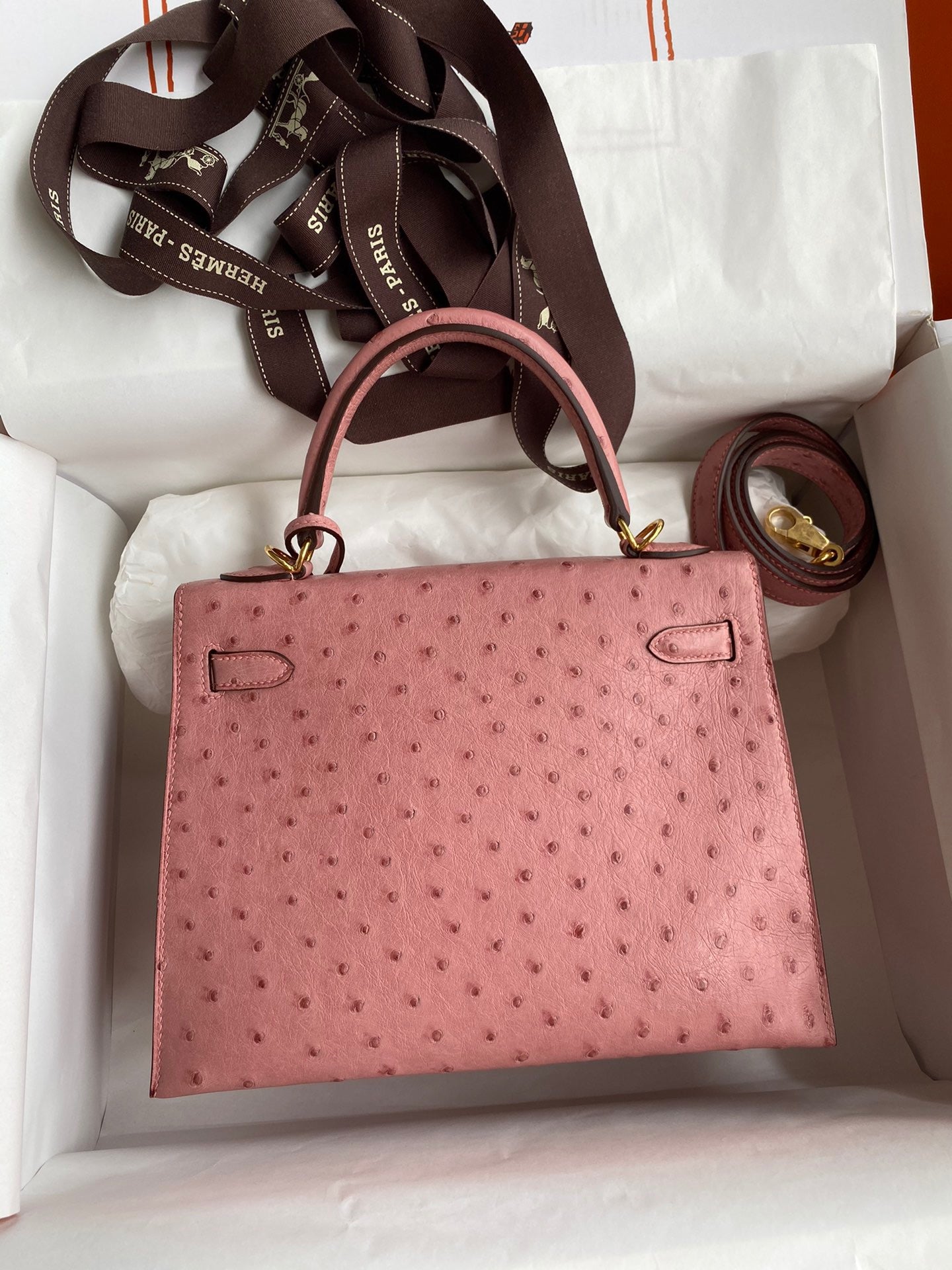 Hermes Kelly 25 Ostrich Leather Pink With Gold Hardware