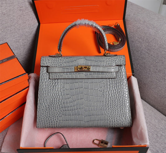 Hermes Kelly 25 Crocodile Leather Gray With Gold Hardware