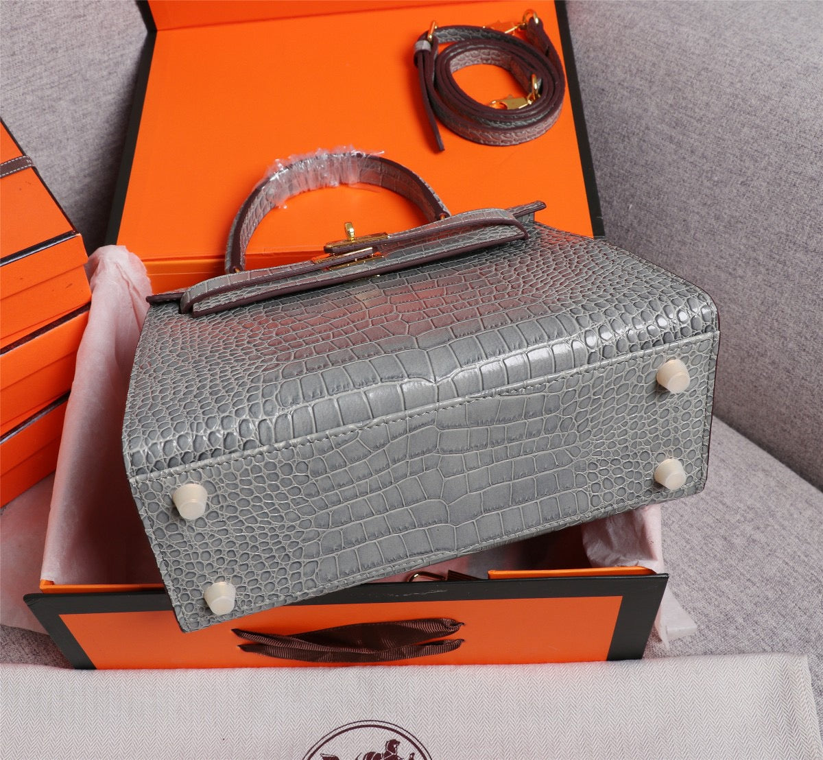 Hermes Kelly 25 Crocodile Leather Gray With Gold Hardware