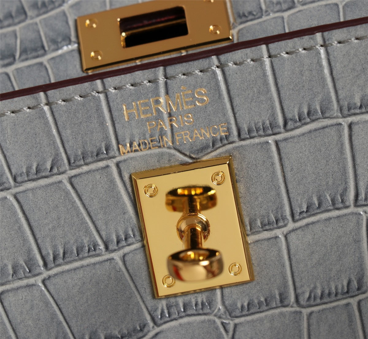 Hermes Kelly 25 Crocodile Leather Gray With Gold Hardware