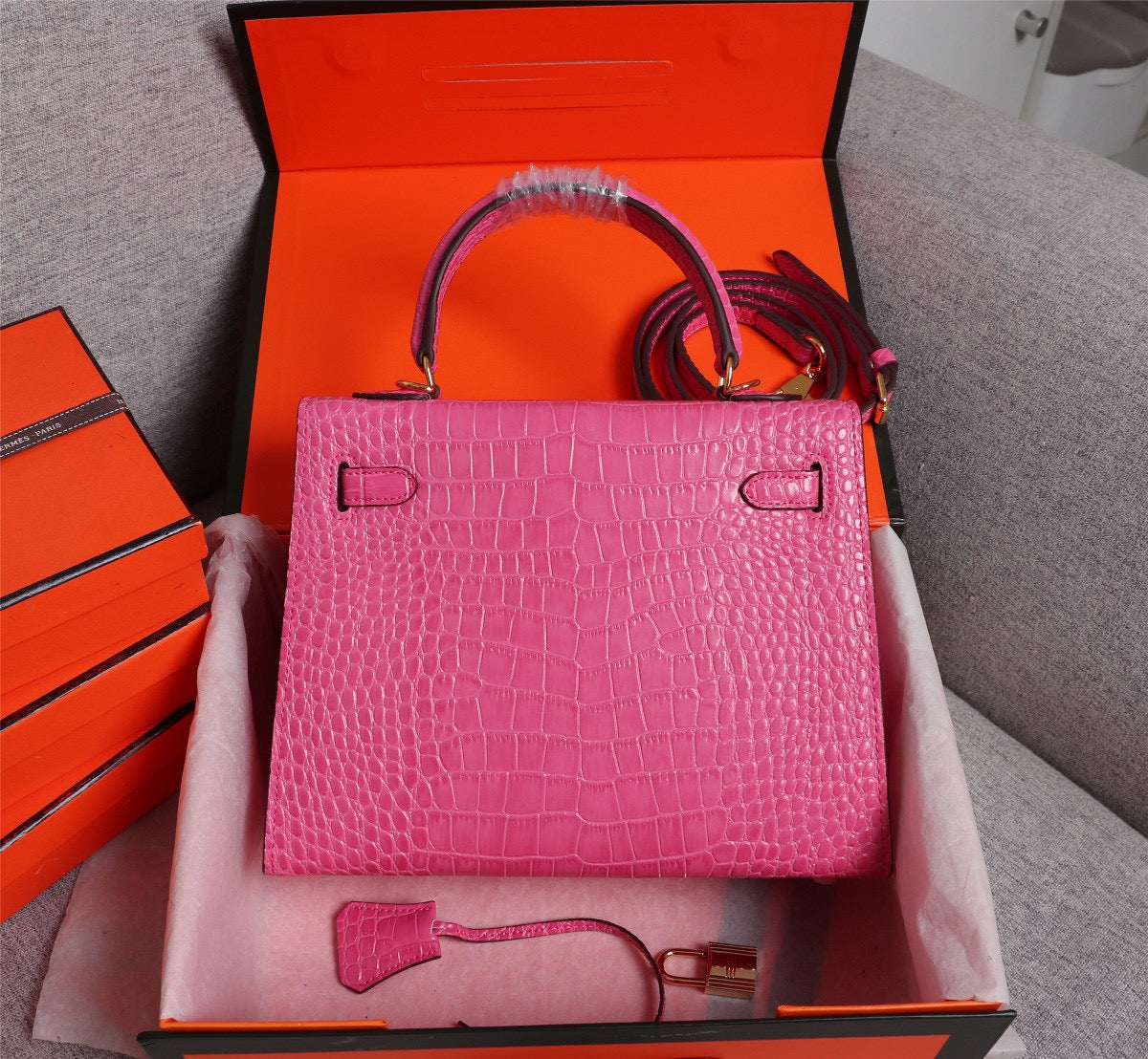 Hermes Kelly 25 Crocodile Leather Rose Red With Gold Hardware