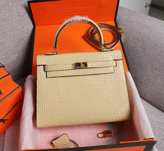 Hermes Kelly 25 Crocodile Leather Apricot With Gold Hardware