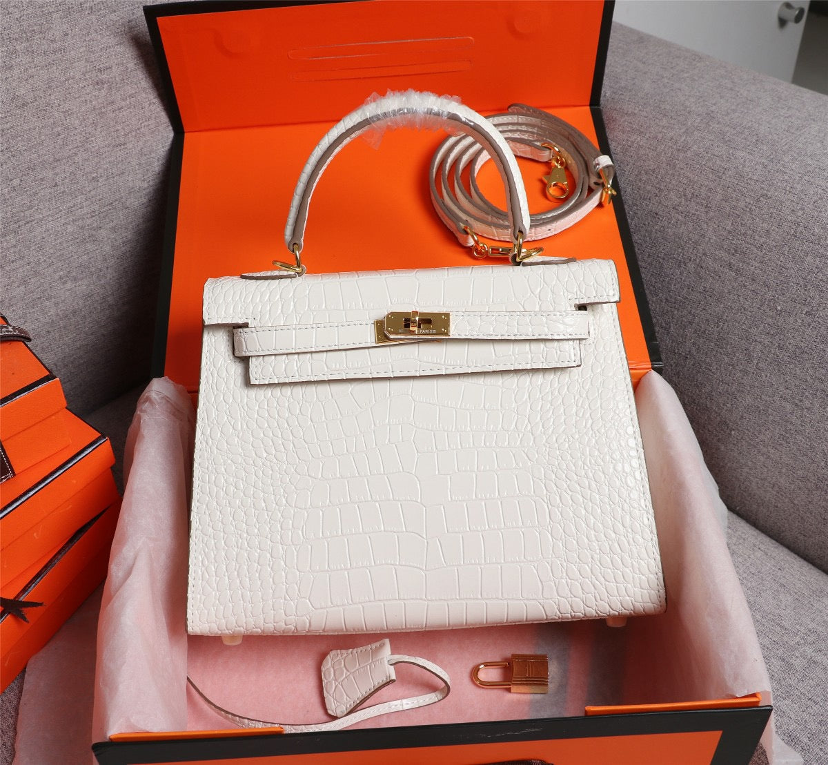 Hermes Kelly 25 Crocodile Leather White With Gold Hardware