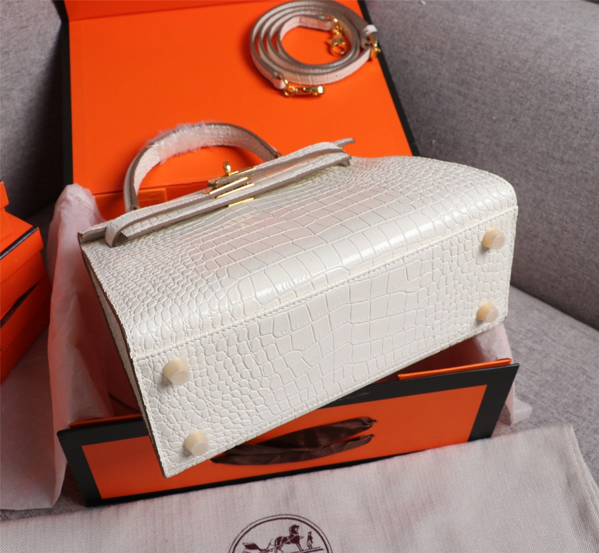 Hermes Kelly 25 Crocodile Leather White With Gold Hardware