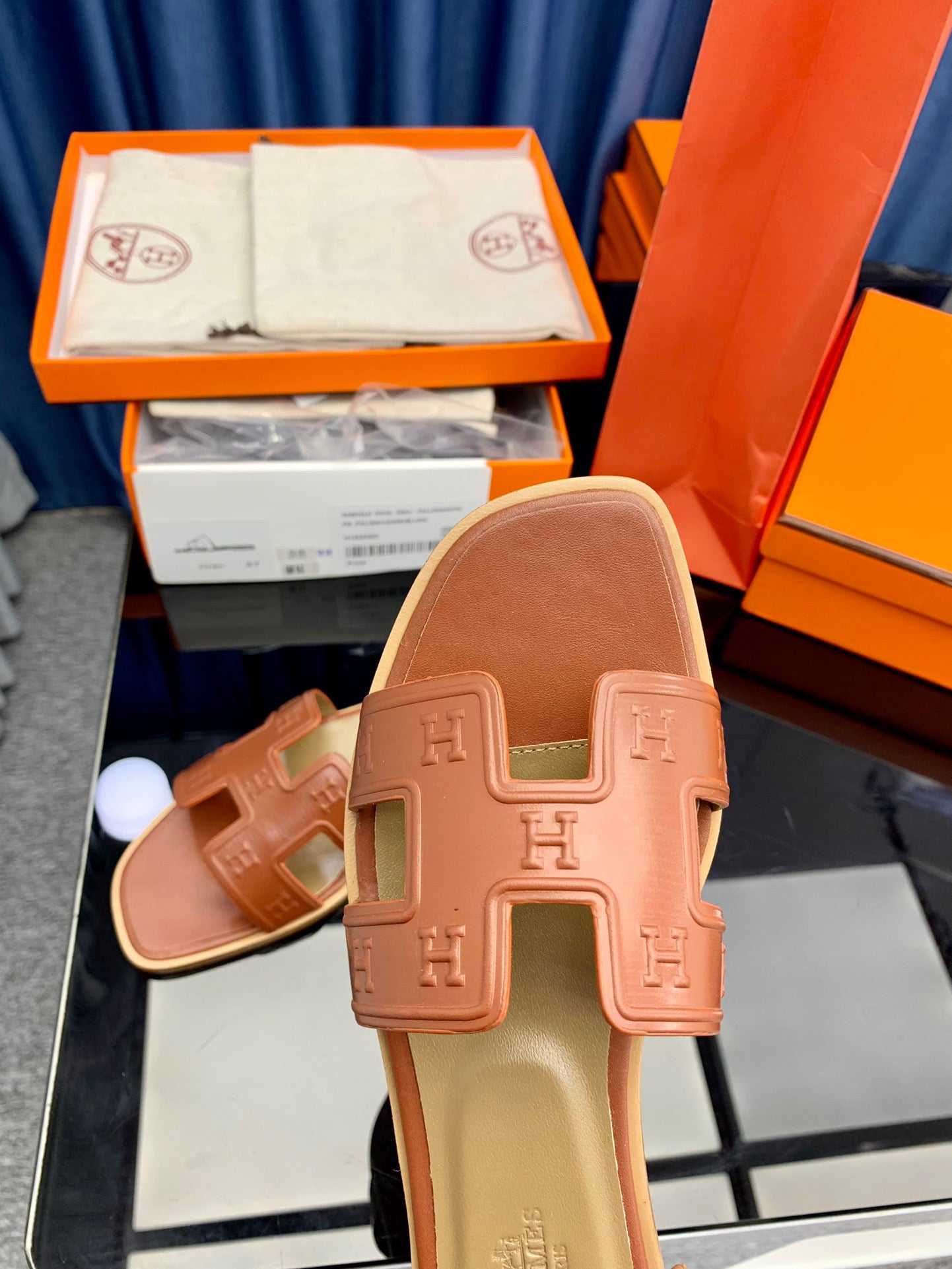 Hermes Oran Slides In Brown