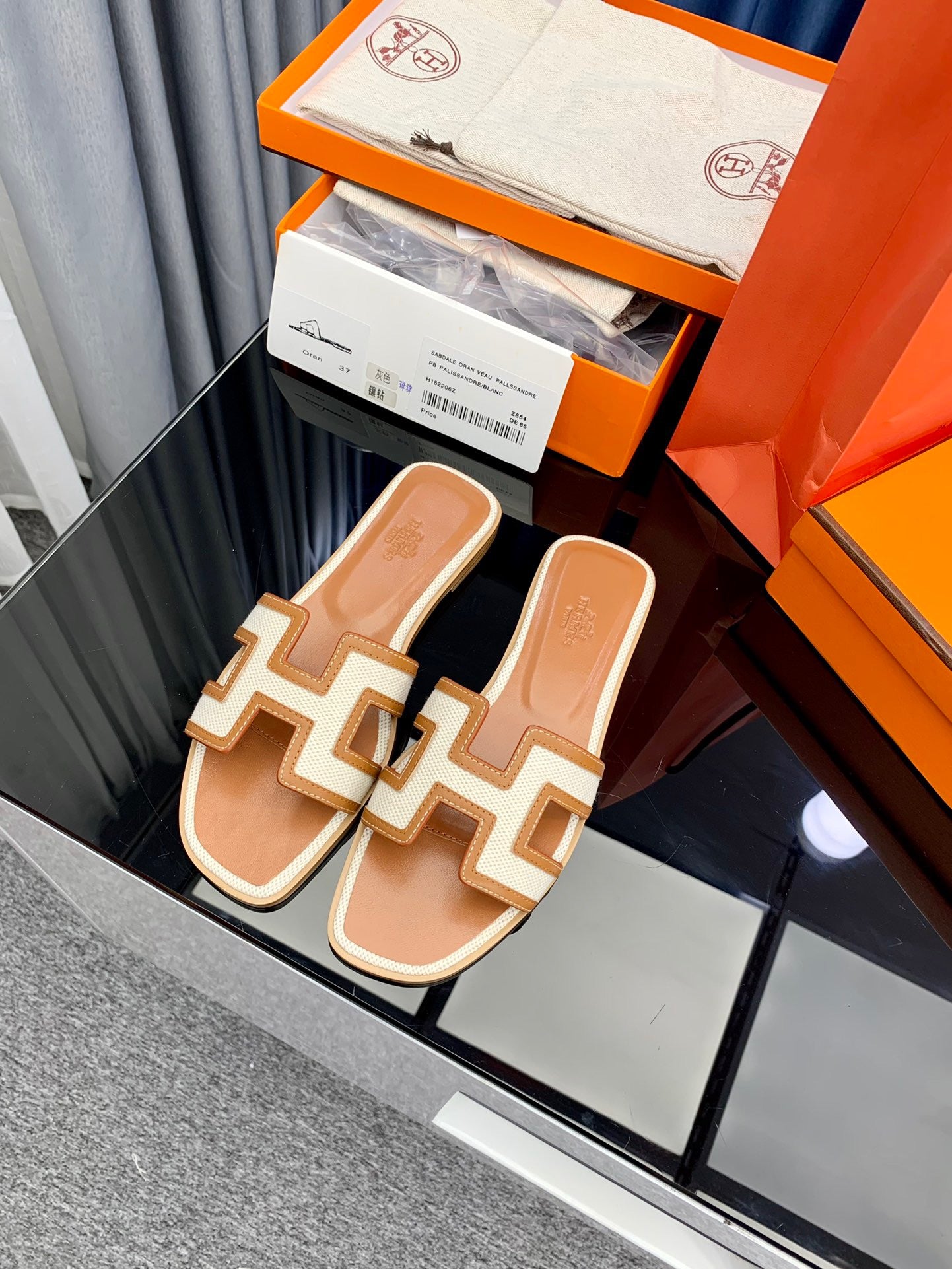 Hermès Oran Sandals Beige Canvas