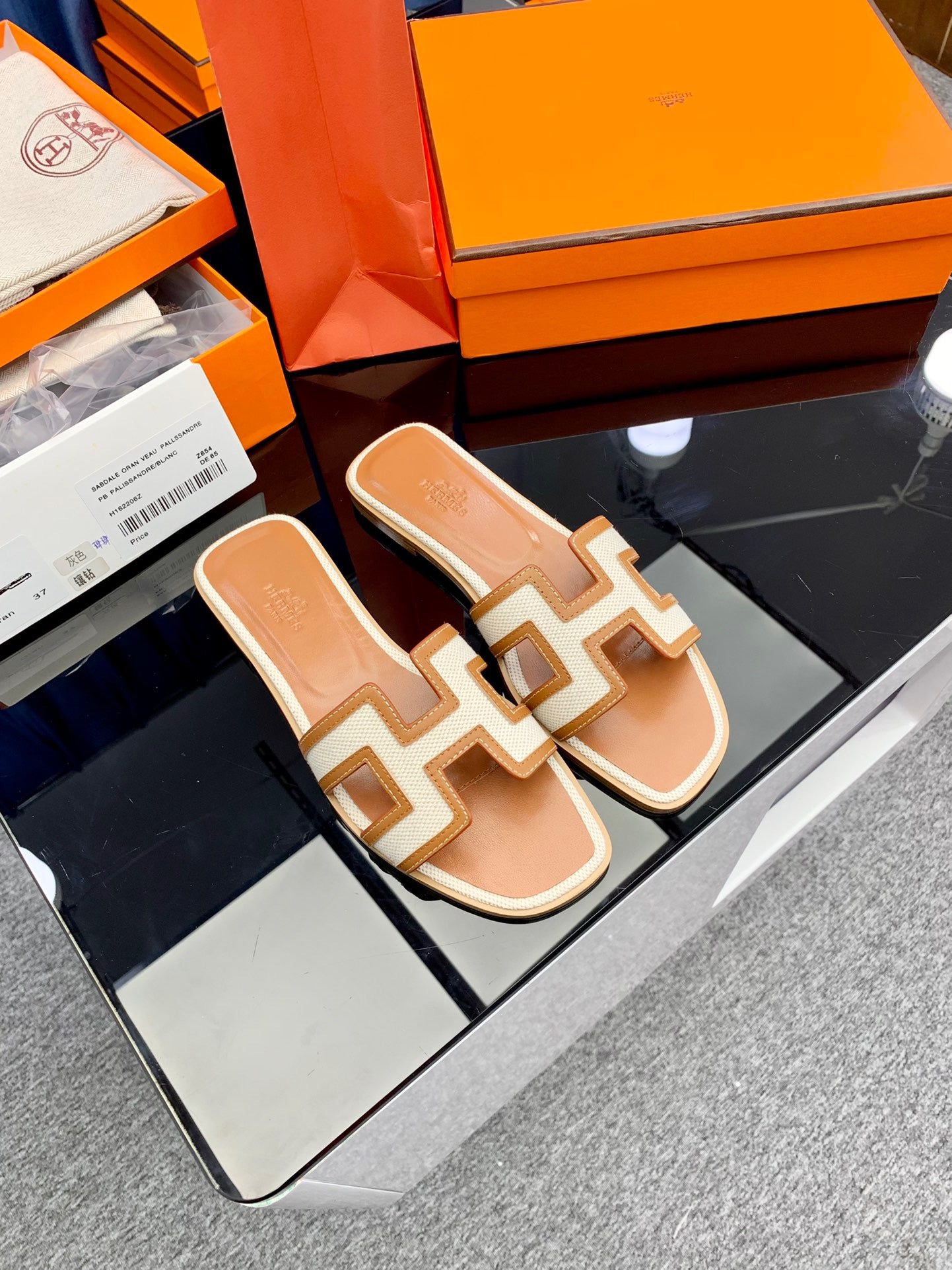 Hermès Oran Sandals Beige Canvas