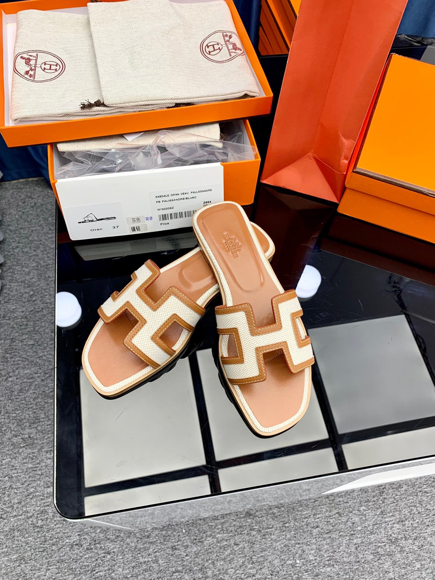 Hermès Oran Sandals Beige Canvas