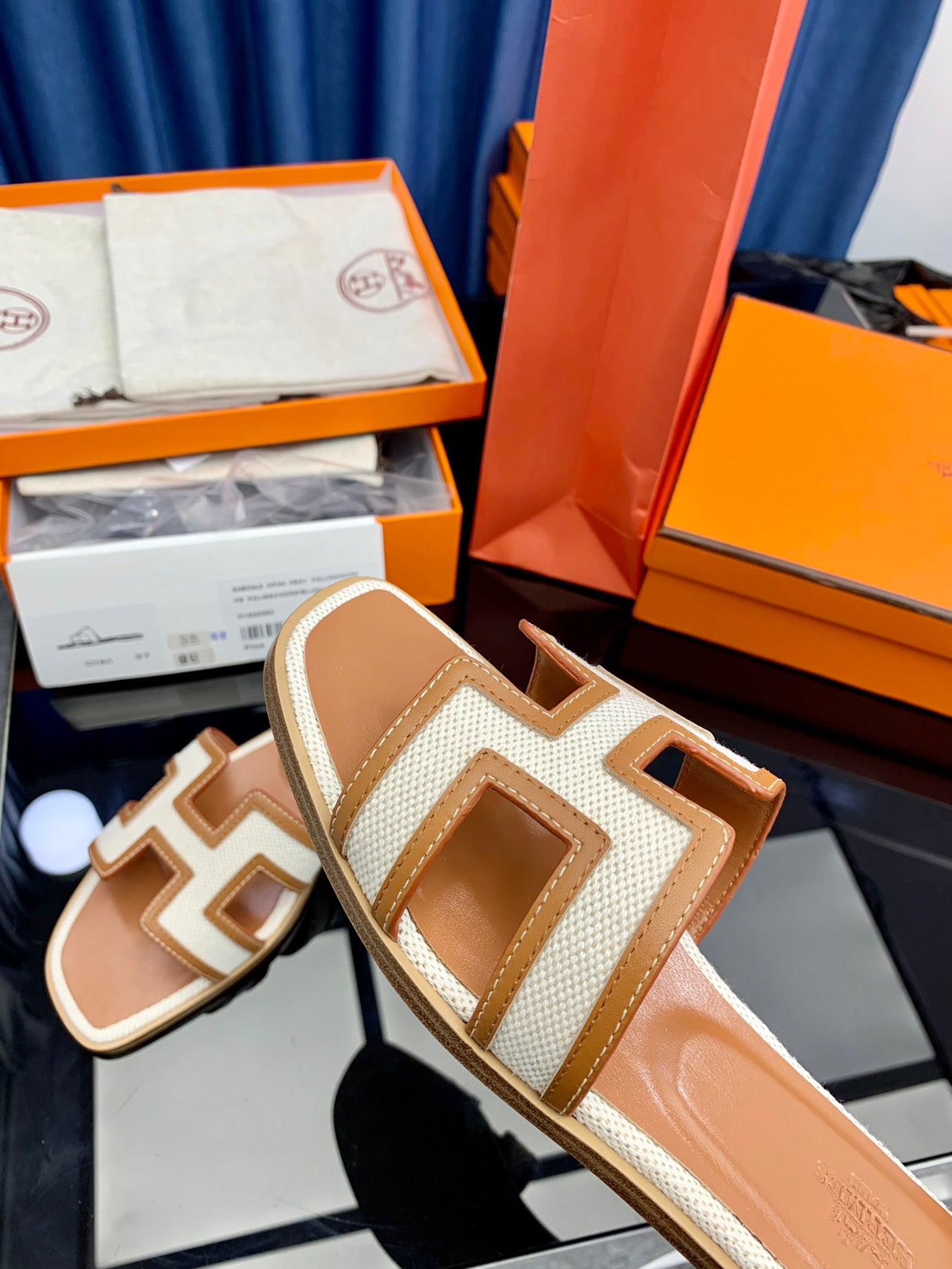 Hermès Oran Sandals Beige Canvas